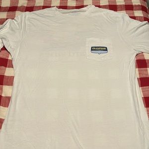 No stains or issues nice t-shirt